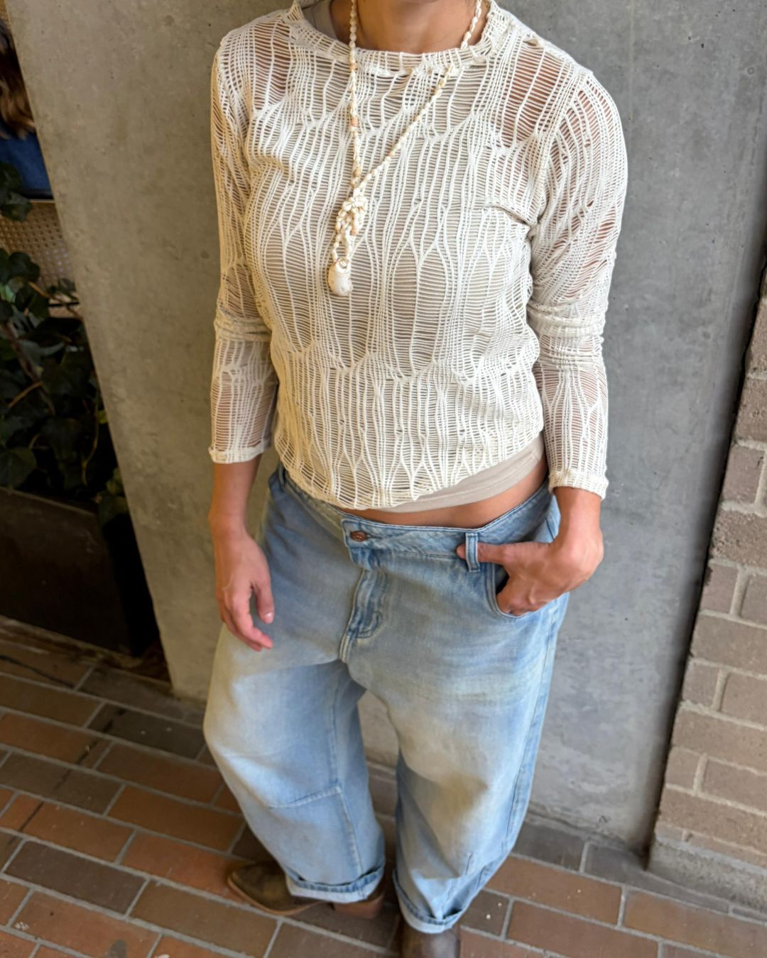 MALLA WHITE