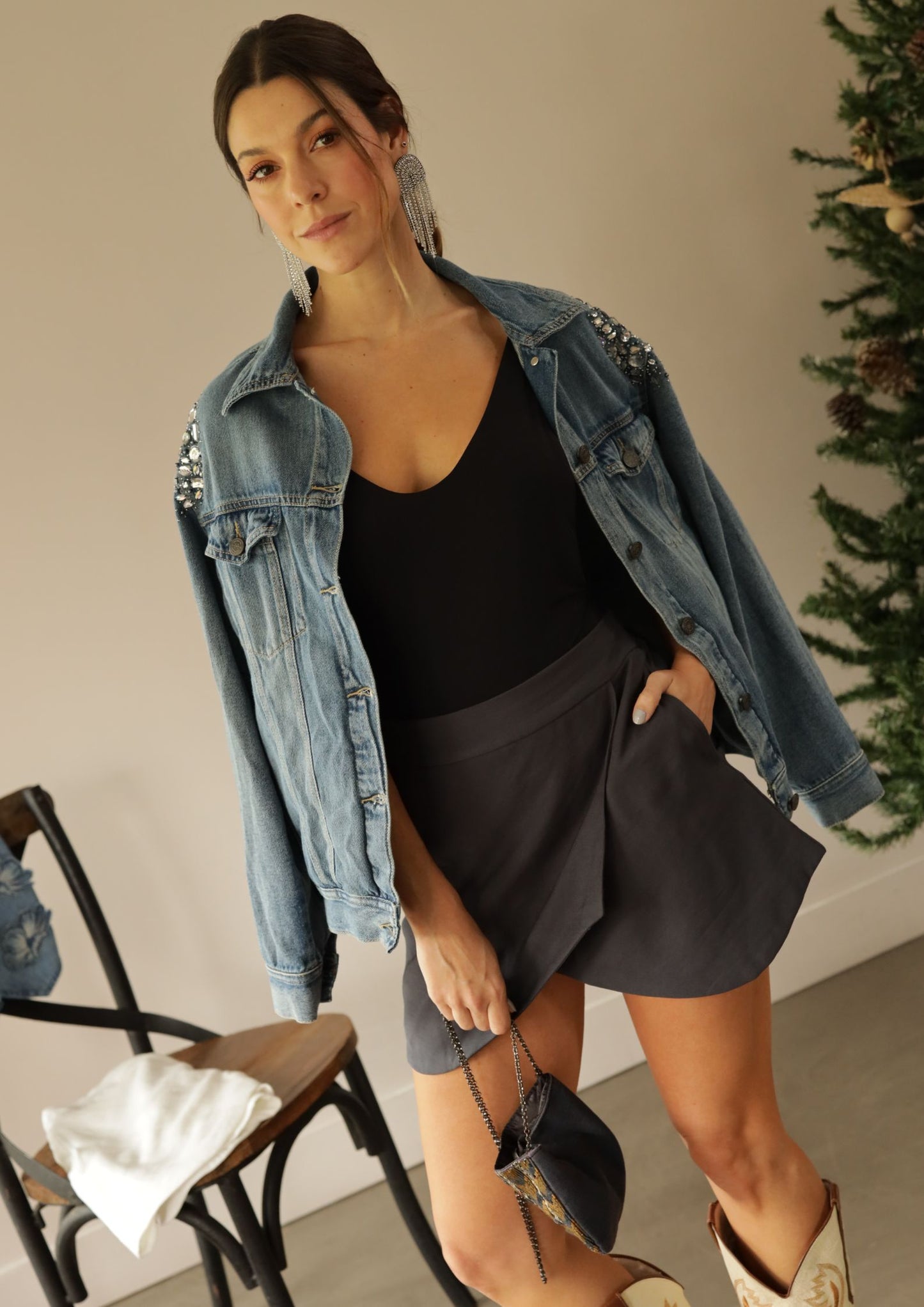 CHAQUETA DENIM BORDADA